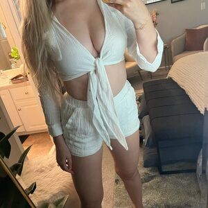 Lulu's White Textured Top and Shorts Set Swim Coverup S/M